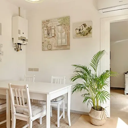 Glicine Garden Dream Villa